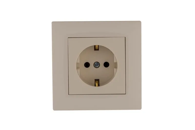 Розетка 1-м Karea RIZZ с заземл. керамика крем Makel 88010008