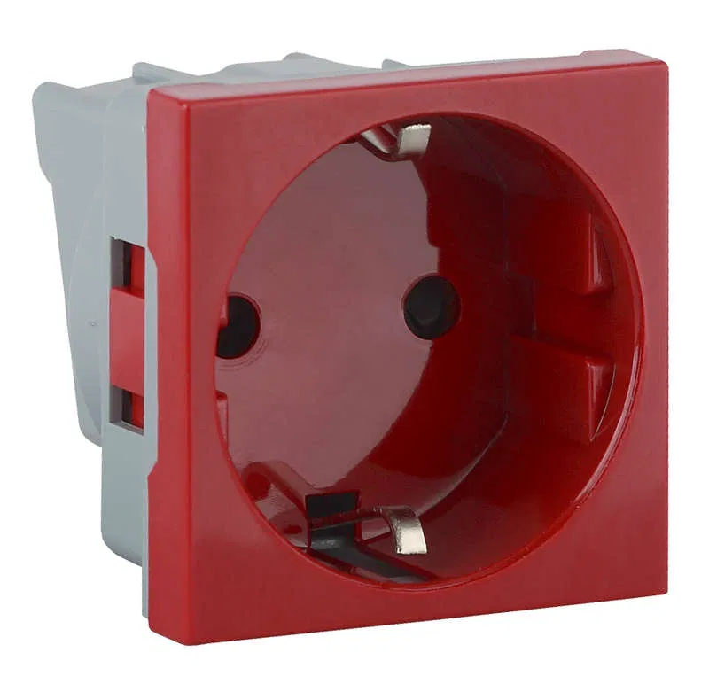 Розетка 1-м 16А IP20 45х45 с заземл. защ. шторки красн. Ruvinil АДЛ 13-901
