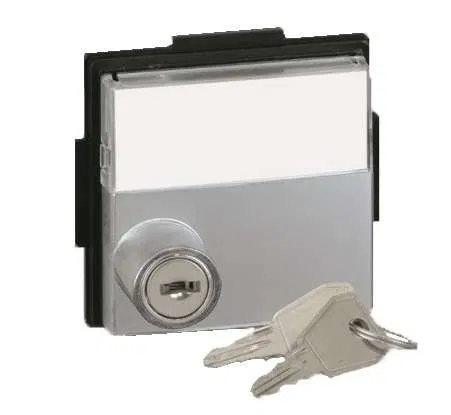 Крышка для розетки с универс. замком (ключ арт. 2705891-039) Simon27 Scudo сер. 2705091-063