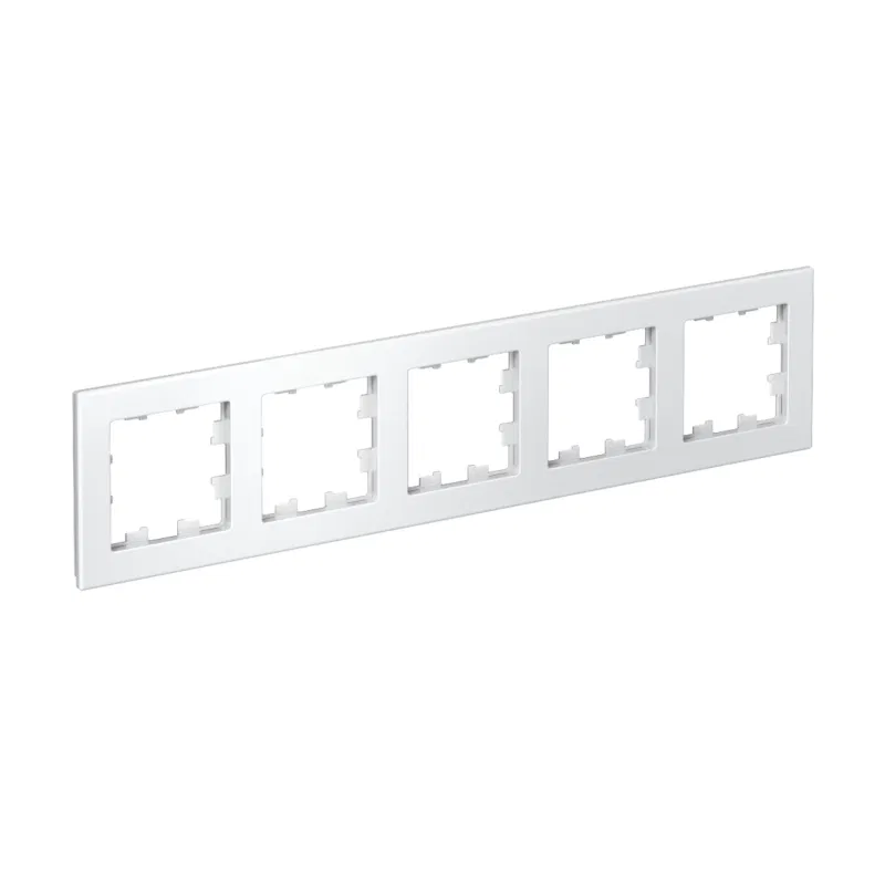 Рамка 5-м AtlasDesign универс. бел. SE ATN000105 Systeme Electric