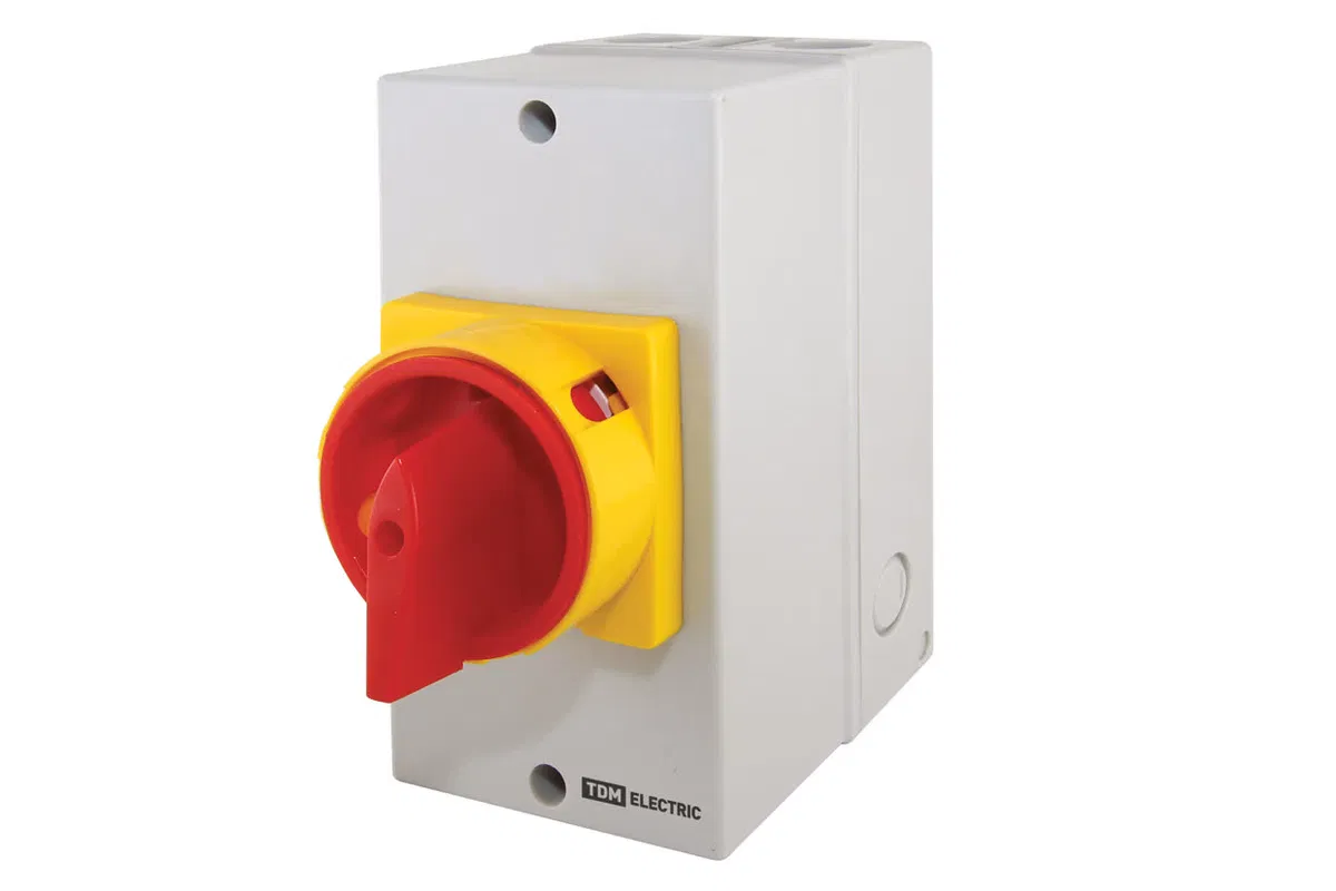 Переключатель кулачковый КПУ38У-32 /2098 "откл-вкл" 3Р IP54 TDM SQ0715-0211