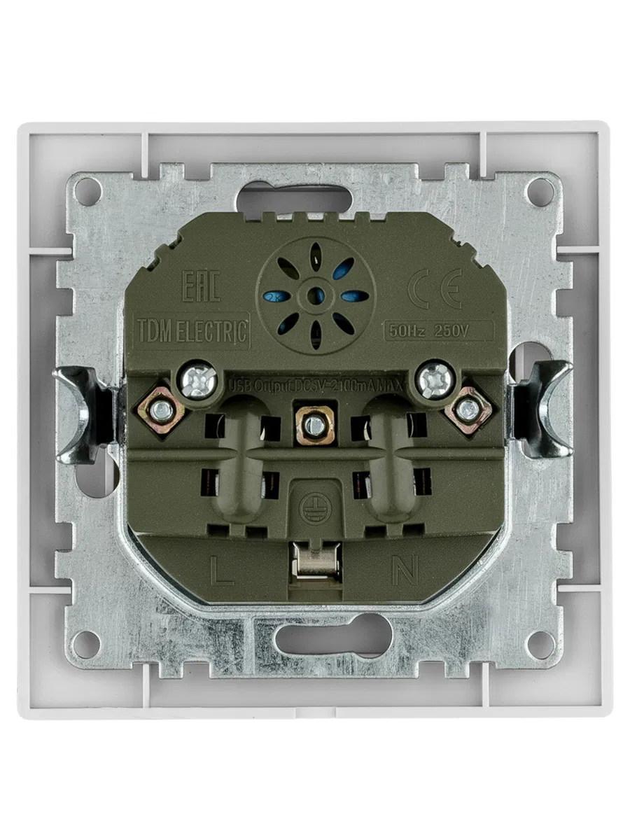 Розетка 2П+З с защ. шт. 16А 250В + USB порт 2,1А 5В белая "Таймыр" TDM SQ1814-0040