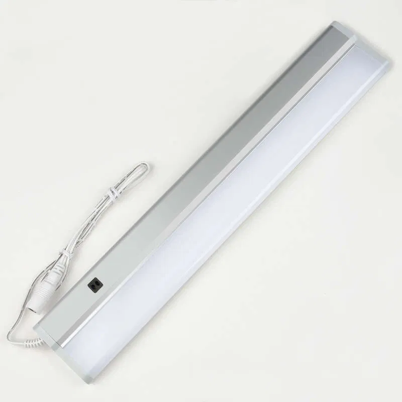 ULI-F41-5.5W/4200K/DIM SENSOR IP20 SILVER dimmer. 300x53x14mm silver Uniel UL-00002883