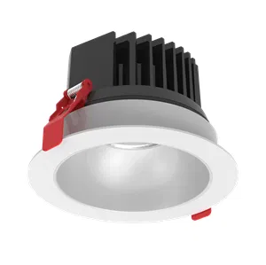 Светильник светодиодный DL-Spark 25Вт 3000К IP44 150х105 60град. встраив. с матов. серебр. рефлектором бел. VARTON V1-R0-00434-10L07-4402530